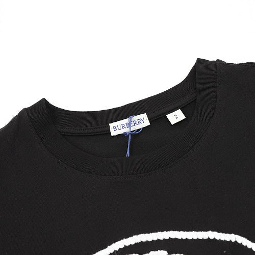 Burberry Oval Equestrian Knight Embroidery T-Shirt